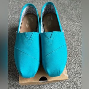 NEW TOMS Classic Peacock Blue Canvas